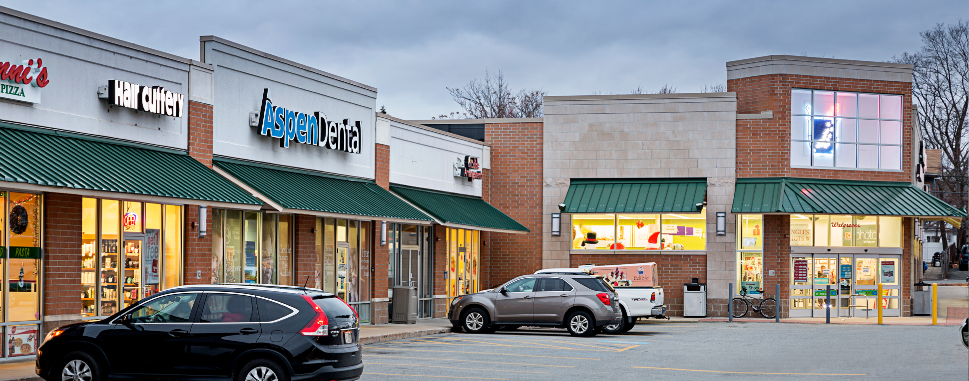 Walgreens Plaza - SOLD